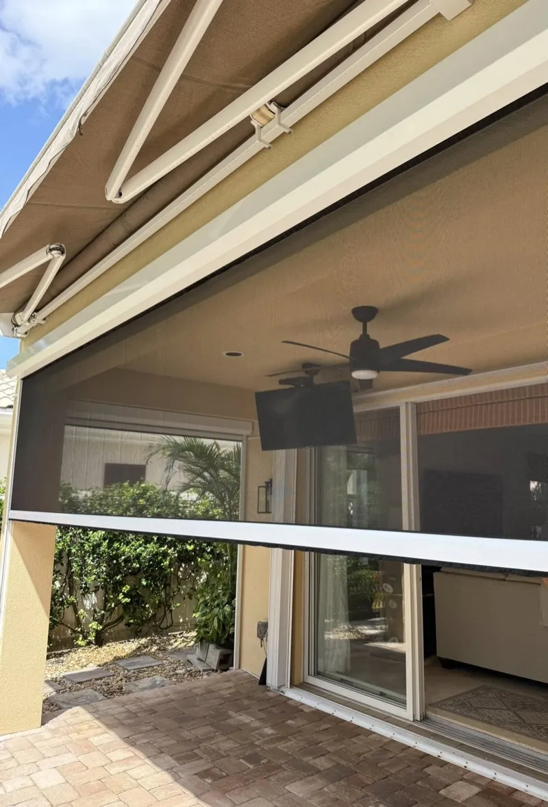 Retractable screen system